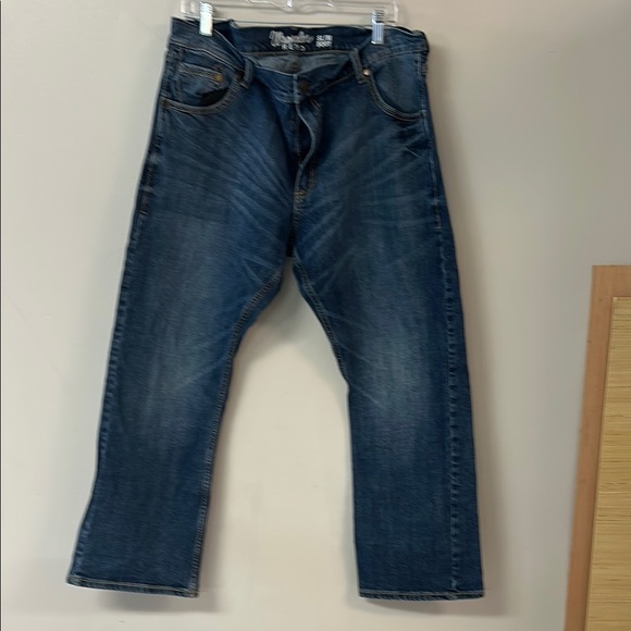 Wrangler Blue Bootcut Jeans with Classic Style - Picture 1 of 5